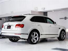 オプション：22インチ5スポークAW、フォーシートコンフォートスペック