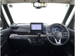 操作性の良いインパネ周りです