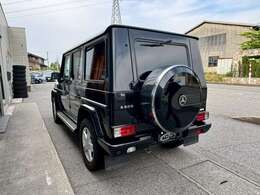 左ハンドル！正規ディーラー車！社外HDDナビ・バックカメラ！黒革シート！メモリー機能付パワーシート！サンルーフ！ETC！
