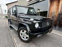 左ハンドル！正規ディーラー車！社外HDDナビ・バックカメラ！黒革シート！メモリー機能付パワーシート！サンルーフ！ETC！
