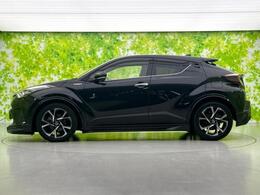 【WECARS】豊富な在庫を大画面モニターで検索可能！オプション装備や内装、タイヤの状態など細部まで御覧頂けます♪詳細はお気軽にスタッフまでお問合せ下さい。