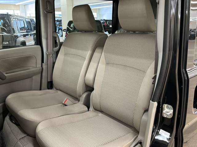 気になる車はすぐにお問い合わせください！画面右側の0066から始まる無料ダイヤルからお問い合わせ下さい！専門スタッフがお車のご質問にお答えいたします！