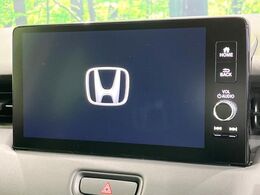 【9インチ　ホンダコネクトディスプレイ】視認性の高い大画面ディスプレイでナビの使用や、お持ちのスマートフォンと連携したbluetoothでの音楽再生が可能です♪