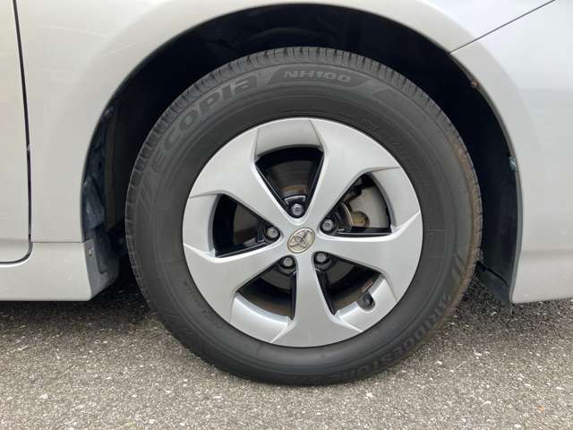 ご覧いただきましてありがとうございます。車両状態など、お気軽にお問い合わせください。フリーダイヤル　0120-852-167　《カーセブン高須店》までお電話を！