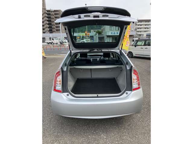 ご覧いただきましてありがとうございます。車両状態など、お気軽にお問い合わせください。フリーダイヤル　0120-852-167　《カーセブン高須店》までお電話を！