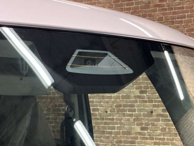 ■お安く提供できる理由■　当社のお車はディーラー、オートオークションからの大量仕入れにより、お客様に喜んでいただけるプライスでご提供します！未使用車ですと新車時に必要な重量税も必要ありません。