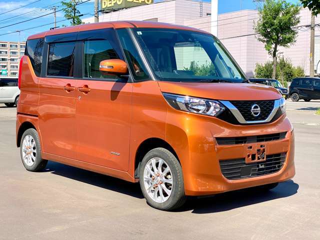 スズキ・ダイハツのサブディーラーとして全国販売優秀の実績！オールメーカーの軽未使用車・中古車はもちろんのこと、コンパクトカー・エコカーなどの普通車も豊富に在庫を取り揃えています！