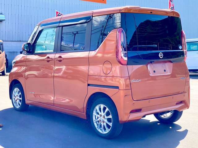 国交省の代わりに車検認定ができる「陸運局指定工場」の資格をもっており、熟練の整備士や国家資格を持った整備士が揃ってます！