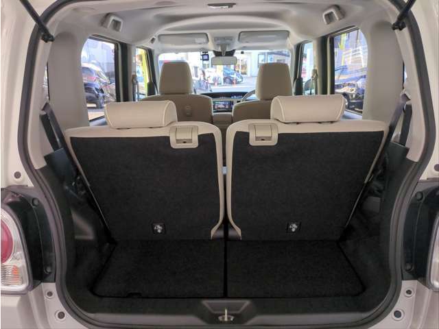 【全店BUYシステムって何？】モーターネットグループは、どの店舗の車でもお客様の最寄りのモーターネットグループ店でオンラインツールを使用した商談、ご納車、アフターサービスをお受け頂けます。