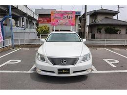 H18！LS460！ヴァージョンSIーPKG！11.9万km！当店ユーザー様より買い取りました！外装も内装も綺麗です！車検も令和6・11まで！タイミングチェーン式でまだまだ乗れます！カッコイイ！