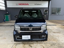 N-WGN Lのご紹介です！ボディーカラーは、落ち着きと大人っぽさが魅力で人気色のミッドナイトブルービーム・メタリックとなっております♪