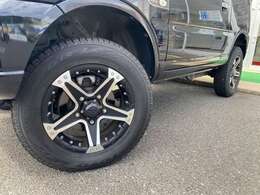 4WD☆JAOSリフトアップバネ☆16AW☆メモリーナビ☆ハーフレザーシート☆シートヒーター☆ミラーヒーター☆背面タイヤ☆ヘッドライトレベライザー☆キーレス☆ステアリモコン☆走行5.7万K☆試乗OK