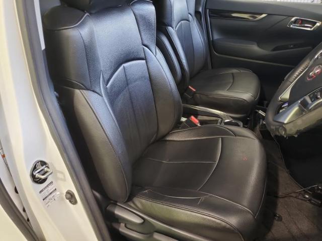 「この車の写真をもっと見たい」「状態が気になる」「この装備はついている？」どんな小さな疑問でもお気軽にお問い合わせください！