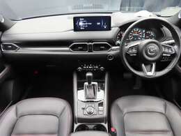 室内もご覧の通りにキレイですよ。ぜひ、実際にお座りになってお確かめください。