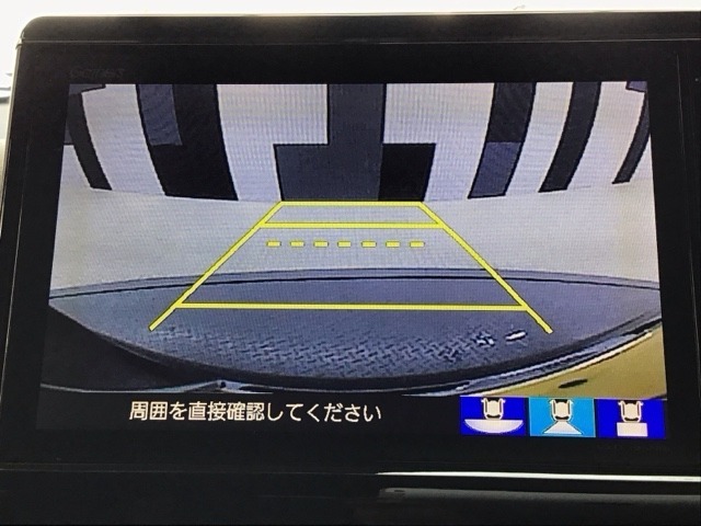 バックカメラ付きで後方の確認も安心です！スムーズな駐車・車庫入れをサポートいたします！