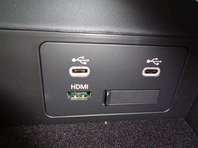 USB　HDMI端子付きです
