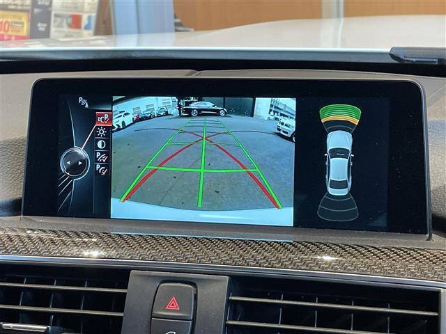 バックカメラ：車庫入れもラクラク♪♪ご家族で乗られる方や、初心者の方でも安心してお乗りいただけます！