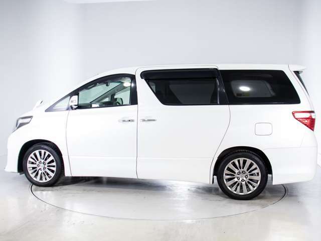 エコカー・燃費が良い・低燃費車・ワンオーナー・禁煙車・高年式・走行少ない・低走行車・フルオプション・修複歴無し・無修複車・人気グレードなど気になるお車のご質問等、お気軽にお問合せ下さい！