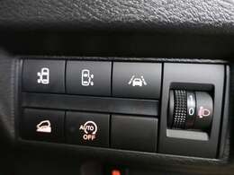 両側電動スライドドア　車線逸脱警報機能　ヒルデイセントコントロール