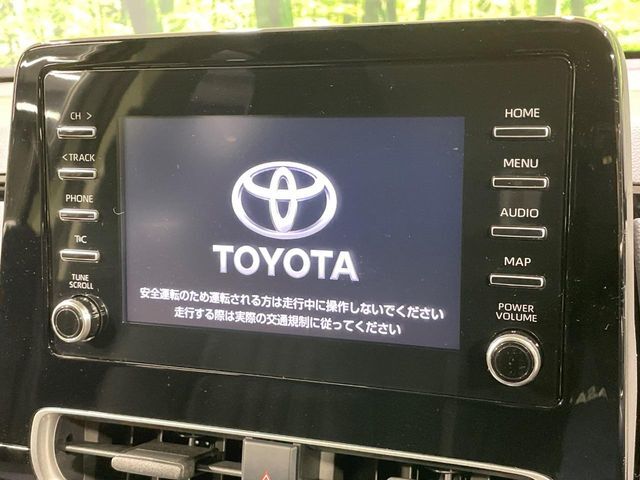 【ディスプレイオーディオ】お手持ちのスマートフォンとの連携で、ナビや音楽再生など各種アプリを使用可能。スマホに近い感覚でお使いいただけます♪