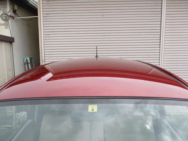 車庫保管！！ルーフもハゲもなくキレイです。