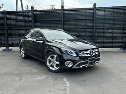 メルセデスの安全哲学・・・・常識に捕らわれない発想と、人間を気遣う心です。ベンツの安全性は今なお「世界の安全規範」のひとつになっています。