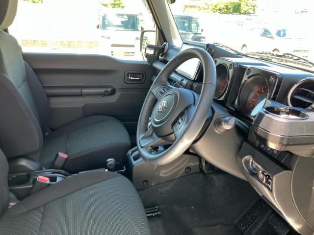 「この車の写真をもっと見たい」「状態が気になる」「この装備はついている？」どんな小さな疑問でもお気軽にお問い合わせください！