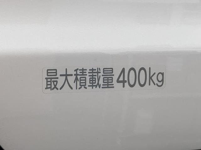 積載可能な量が貼ってありますね。　この量までじゃんじゃん載せられちゃうので色んな用途に使えますね。