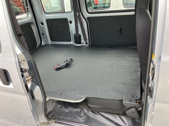 車検・一般整備・板金塗装も行っております。