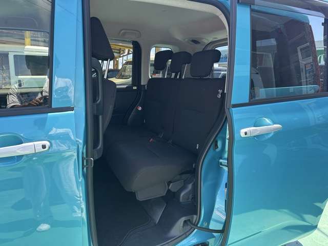 ★5年間新車保障★初度登録から5年間の新車保証が含まれています。長期間、安心してお乗り頂けます！保障費用は支払総額に含まれています！遠方のお客様は保証継承後、お近くのディーラーにて保証が受けられます！
