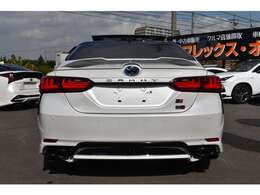 HP［www.flex-a.com］の在庫車情報から内外装の動画がご覧いただけます。