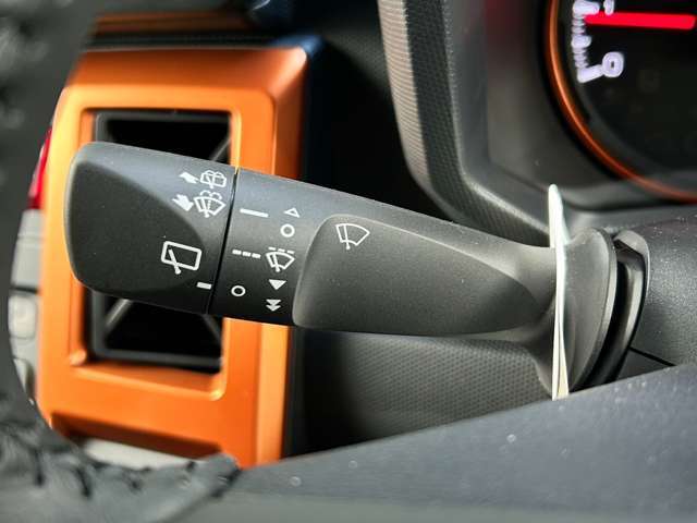 ☆弊社はお車のお引渡し前には、整備士による点検をさせて頂き、消耗劣化部品に関しましては改善作業をさせていただいてから納車させていただいておりますので、ご安心下さい。