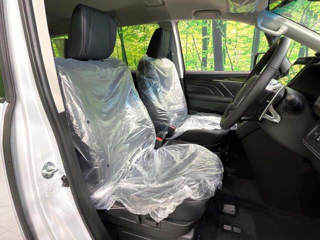 もちろん車内はキレイです♪よりクリーンな状態をキープしたいお客様には『ナノゾーンコート』がおすすめ！新型コロナウイルス対策や、除菌・消臭に効果を発揮し多くの方にご好評いただいております。