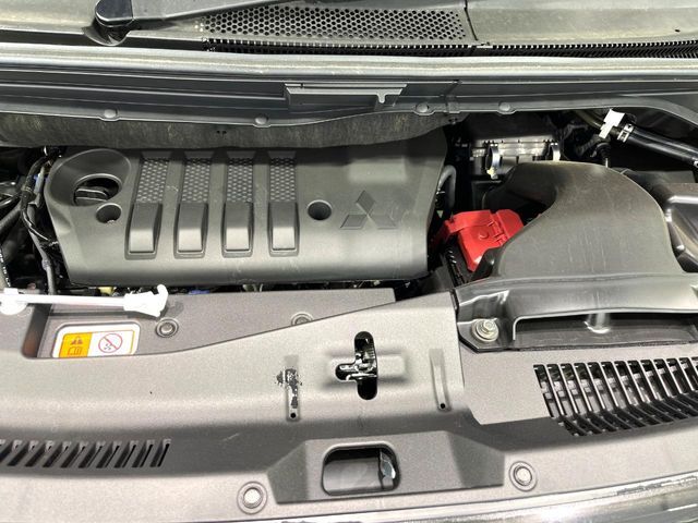 親切・丁寧な専門メカニックスタッフが応対！・車検・点検整備・事故等の修理などアフターサービスも安心。お車のカスタマイズもネクステージのサービススタッフまでご相談ください！