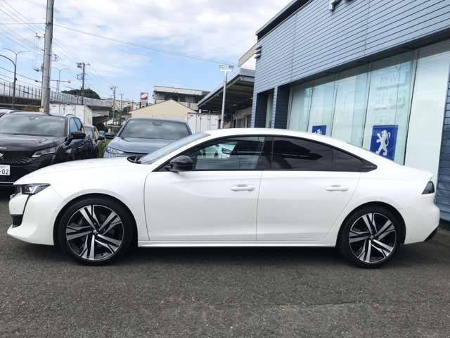 プジョー認定中古車　自社ユーザー管理車　禁煙車
