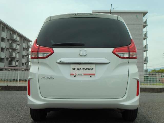 お車の画像で、「追加でココの画像が見たい」などのご要望がありましたら、ご連絡ください。追加でお車の画像をメールにてお送りいたします。自社HPもあります！是非ご覧ください⇒http://www.katoucar.com/