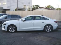 東京方面からお越しのお客様は、西一之江交差点を越えた後の仲井堀通りを即左折、更に一つ目の十字路を左折して頂きますと、西一之江交差点の反対車線店舗入り口へ進入可能となります。