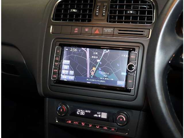 VW純正インフォティメントシステム「716SDCW」大変使いやすいタッチパネル型ナビゲーションでETC2.0とバックカメラが付いています。