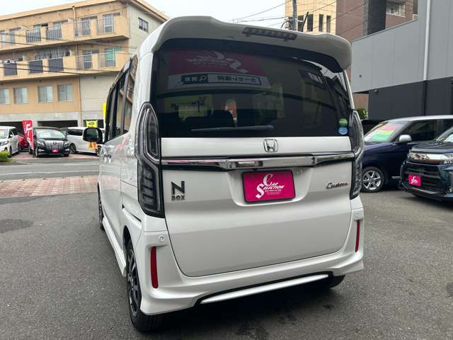 任意保険や自賠責保険、車検、修理、板金塗装の窓口として当店をご利用頂けます！安心のサポート体制です☆代車もございます！