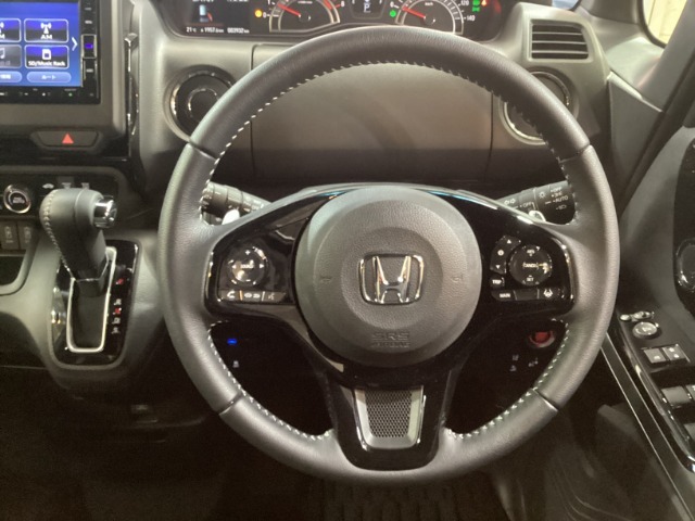 U-Selectは、Honda認定中古車ディーラーです！！安心です！！基本点検整備基準に準じた点検・整備を実施して、販売しています！！