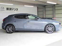 当社定休日は毎週火曜日と第2・3・4水曜日です。また長期連休を頂いている場合もございますので。詳しくは問い合わせフォーム、またはカーセンサーの無料ダイヤルからお訊ねいただくか、当社HPをご確認ください。