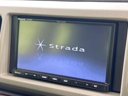 【ナビゲーション】目的地までしっかり案内してくれる使いやすいナビ。Bluetooth接続すればお持ちのスマホやMP3プレイヤーの音楽を再生可能！毎日の運転がさらに楽しくなります！！