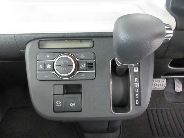 オートエアコン　電動パーキング　ブレーキオート　ブレーキホールド機能