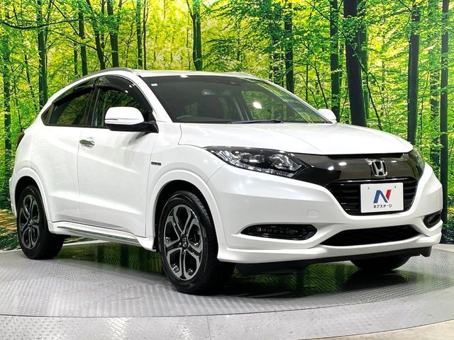 大好評のボディコーティング「弾スプラッシュコート」もご納車までに施工可能。通常のガラスコートと異なる、耐久年数6年の無機質ガラスコーティングが、ボディをキレイな状態に保ってくれます。