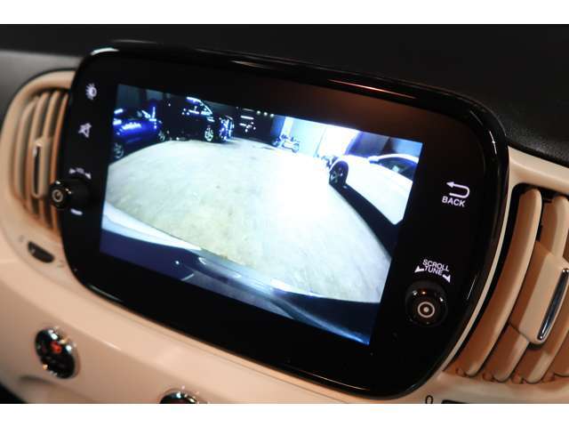 ●『バックカメラ』安心で便利なバックモニター装備済みですので、後方確認や車庫入れも安全・快適です☆