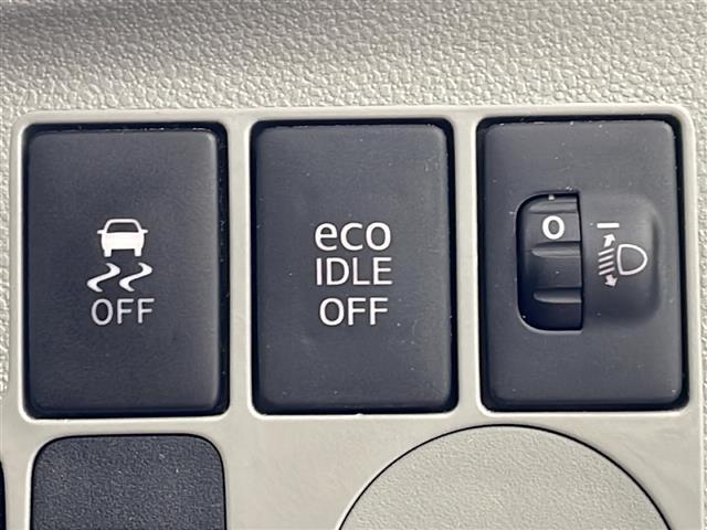 【運転席操作部】快適なドライブを楽しむための機能が装備されています！運転席から触れるので、使いやすいです！除菌プランいれていただくと、さらに清潔で安心していただけます！