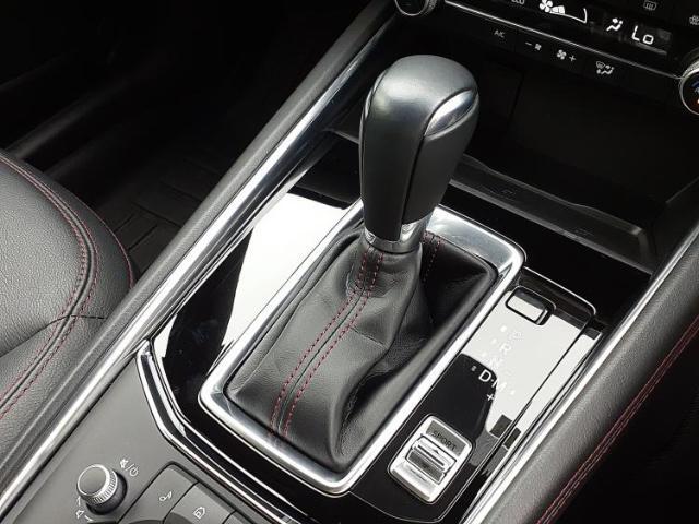 国産車から輸入車まで多様なお客様のニーズのお応えできるように、全国規模で豊富な在庫展開！車のことならWECARSへ！