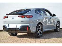 認定中古車保証の詳細につきましては、当社スタッフまでお気軽にご相談下さいませ。Ibaraki BMW BPS守谷⇒（10:00～19:00月曜定休、月曜祝日の場合は翌営業日が定休日）