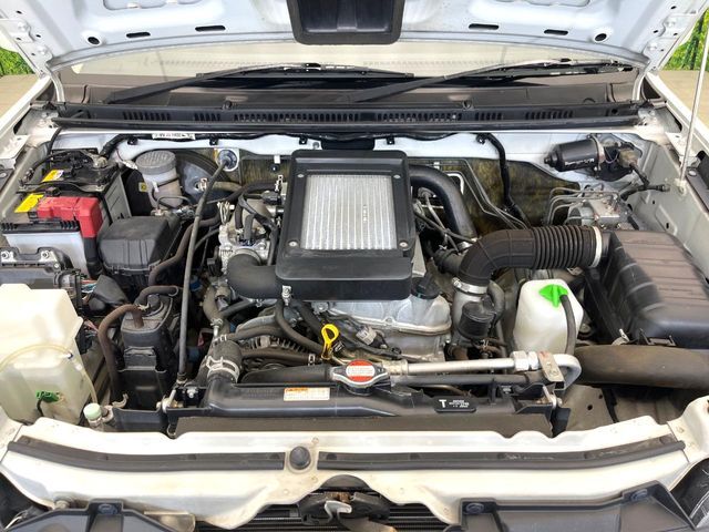 親切・丁寧な専門メカニックスタッフが応対！・車検・点検整備・事故等の修理などアフターサービスも安心。お車のカスタマイズもネクステージのサービススタッフまでご相談ください！