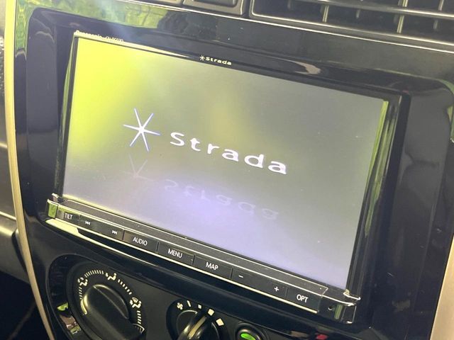 【ナビゲーション】使いやすいナビで目的地までしっかり案内してくれます。各種オーディオ再生機能も充実しており、お車の運転がさらに楽しくなります！！